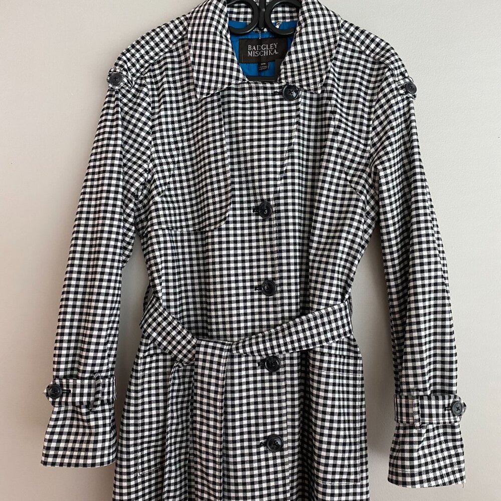 Badgley Mischka Plaid Trench Coat with Satin Blue Lining - Picture 7 of 17